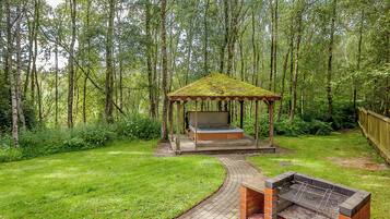 Idromassaggio all'aperto