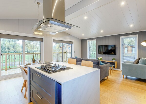 المنشأة من الداخل