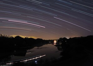 Miscellaneous - Spacious, light, all wood luxury lodge in tranquil location at head of lake. (Anglesey)
