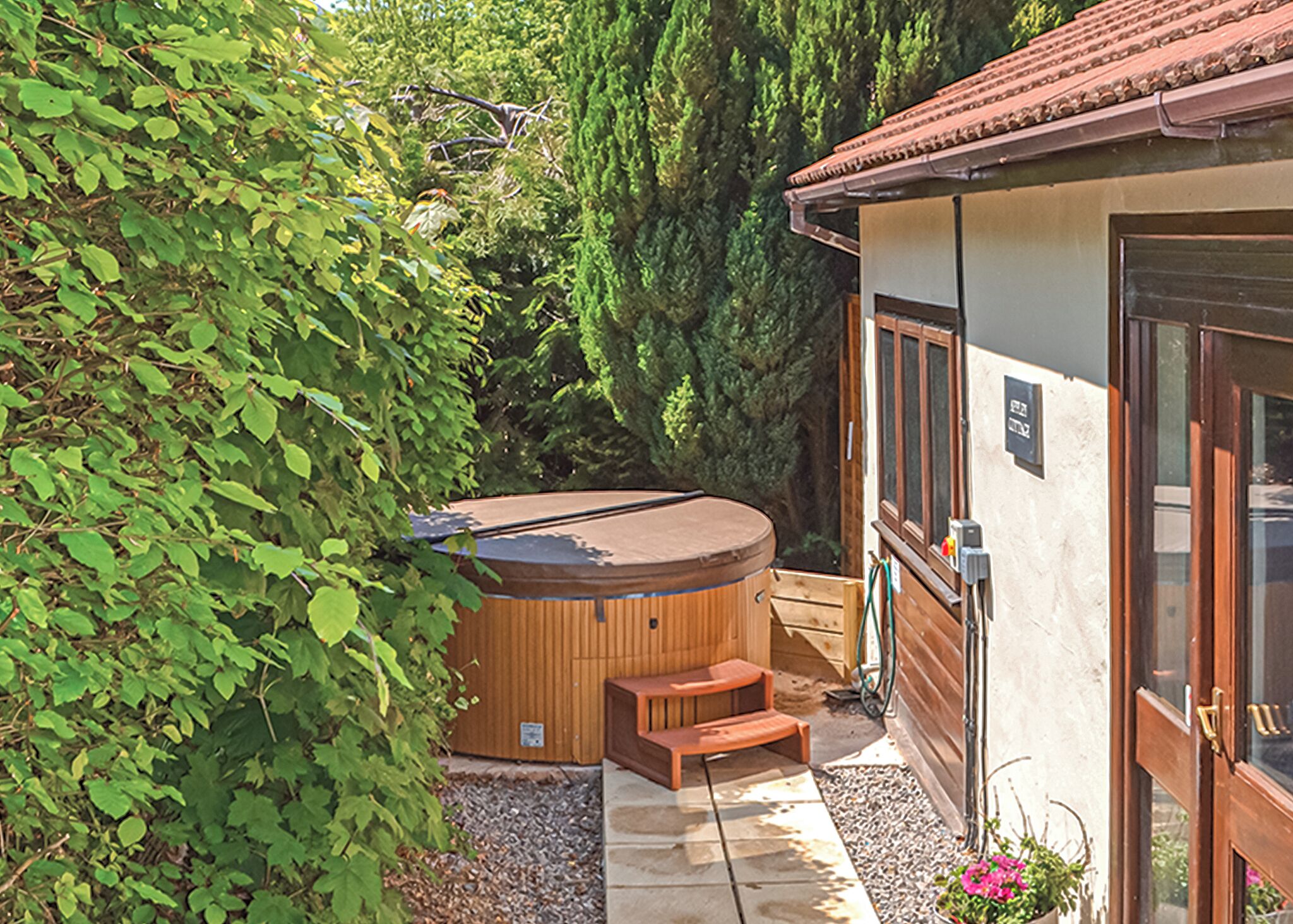 Bain à remous extérieur