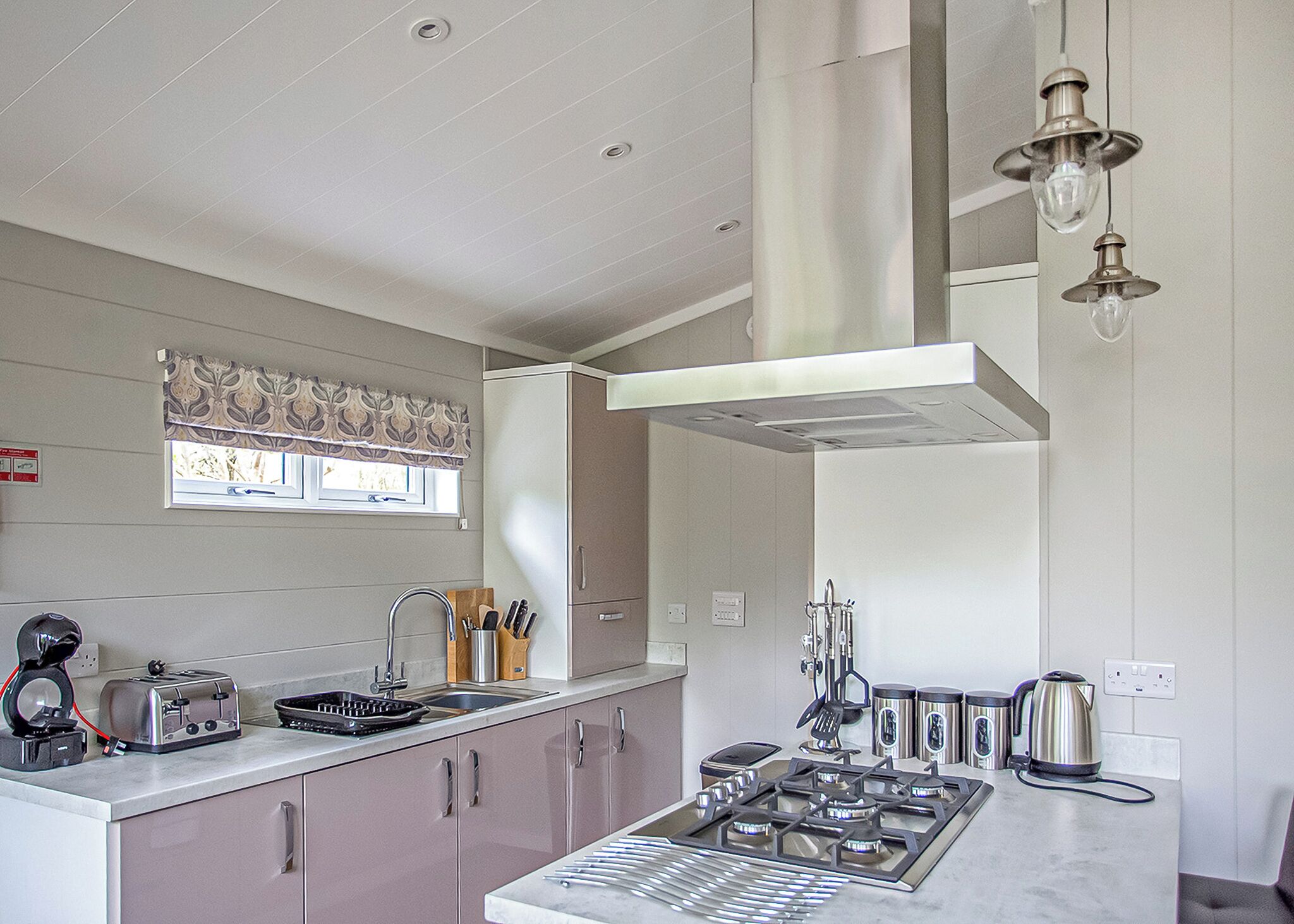 Fridge, oven, stovetop, toaster