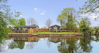 New in 2019 three bedroomed lodge.