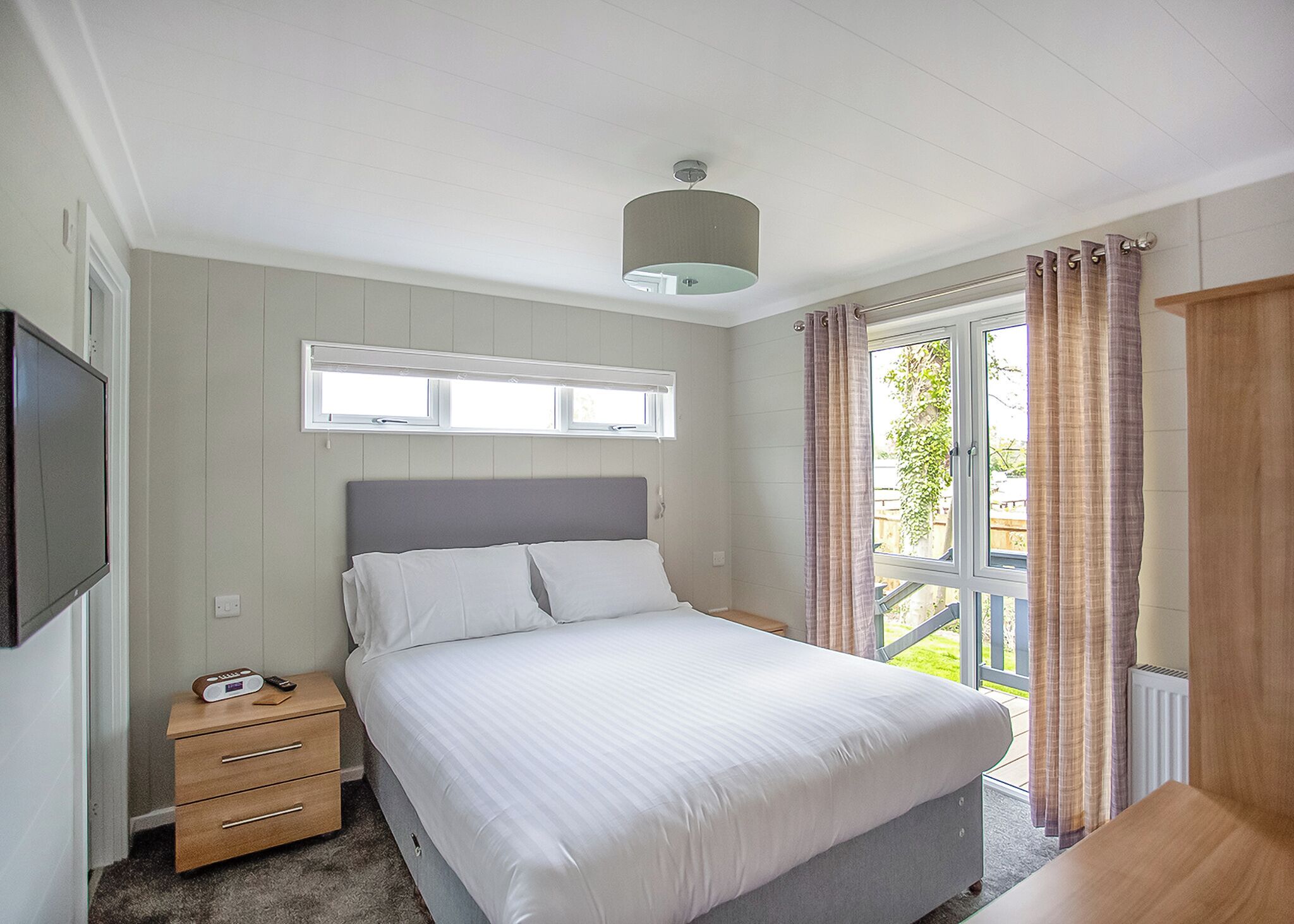 3 bedrooms