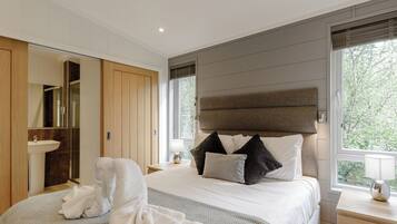 2 bedrooms