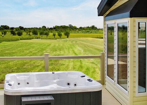 4 bedroom accommodation in Mablethorpe