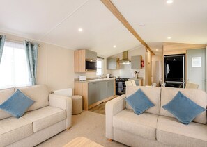 Living area - Grange Silver 3 (Pet) (Mablethorpe)