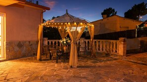 Outdoor dining - 15 min. drive/ Sitges Villa Lluna   Pool XXL  A/C  16 people by Weekly Villas (Sitges)