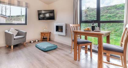 Boutique and spacious luxury lodge, perfect for a romantic escape.
