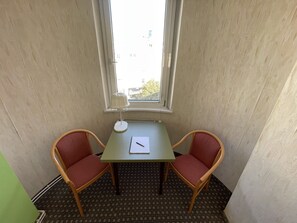 Basic Double or Twin Room | Desk, free WiFi, bed sheets - Hotel Tabor rooms (Vienna)