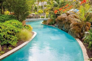 Beheizter Pool