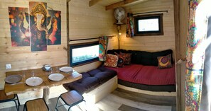 Bungalow Romantique | Coin séjour