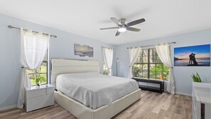 5 bedrooms, desk, iron/ironing board, free WiFi