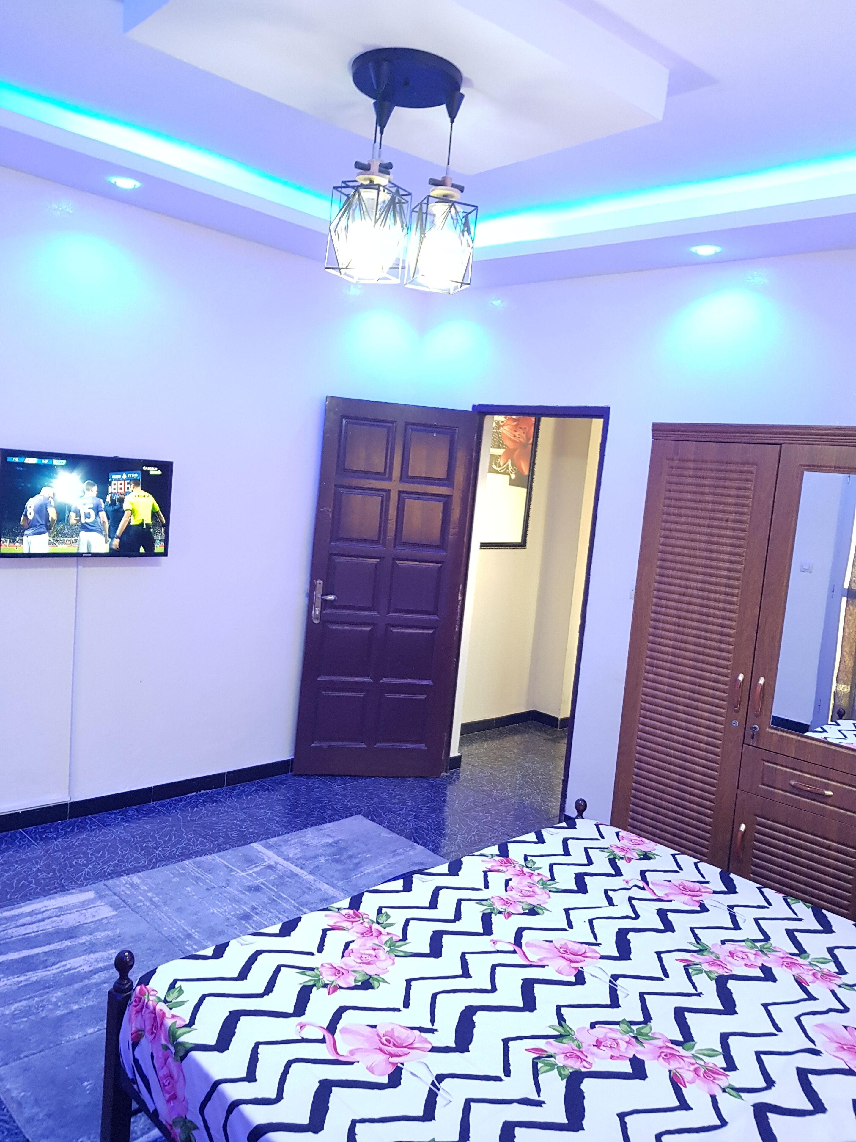 1 habitación, wifi gratis, ropa de cama y acceso para silla de ruedas 