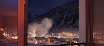 Hotel Schranz - Ski In & Ski Out
