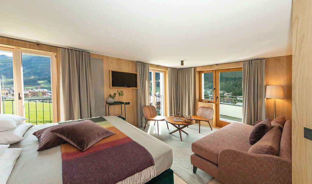 Deluxe Double Room | Hypo-allergenic bedding, in-room safe, free WiFi, bed sheets