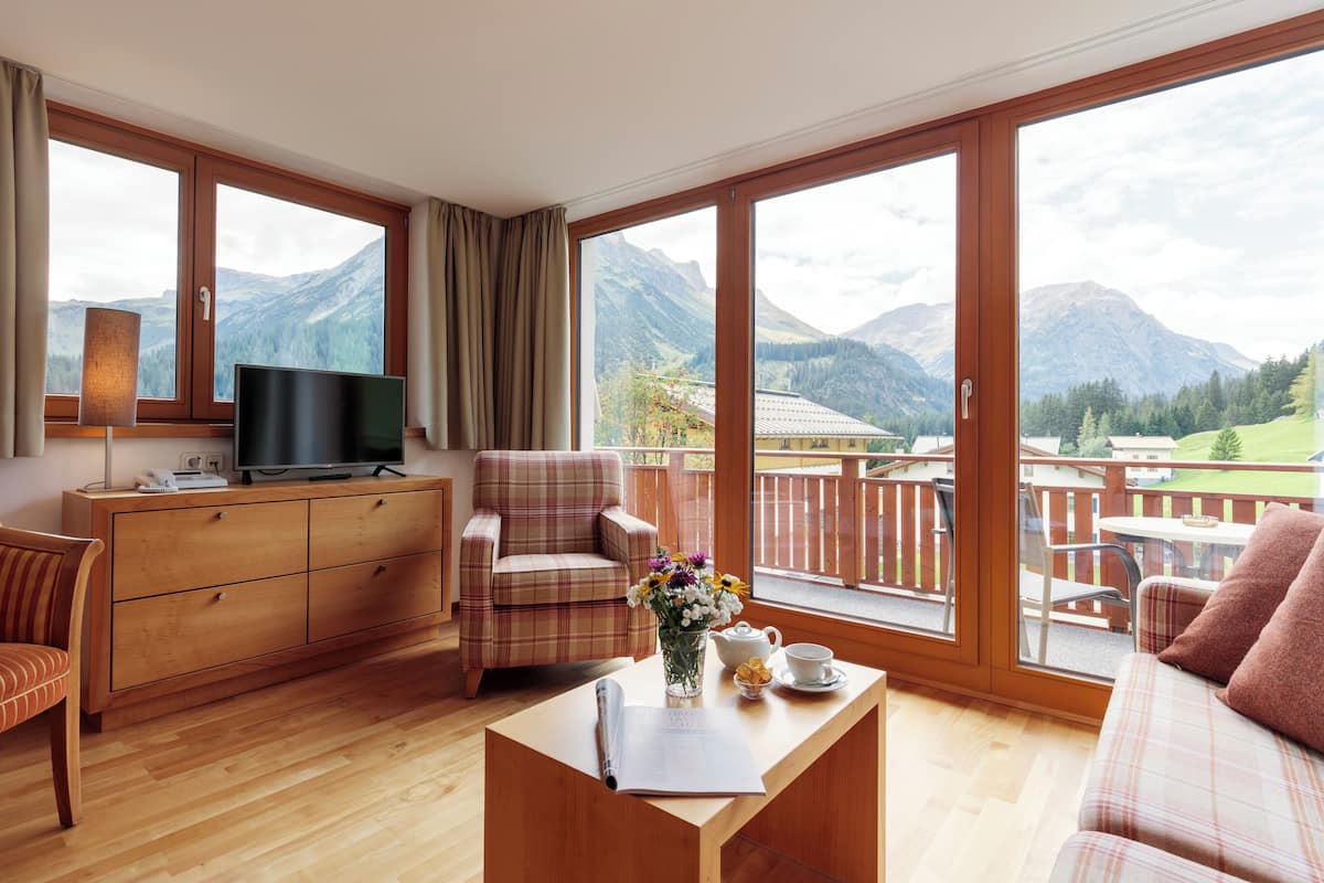 1 bedroom, hypo-allergenic bedding, in-room safe, free WiFi