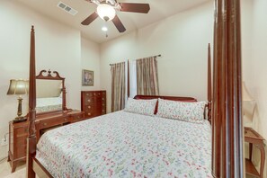 2 bedrooms, iron/ironing board, free Internet, bed sheets