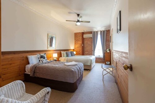 Bluebush Estate - The Chalet