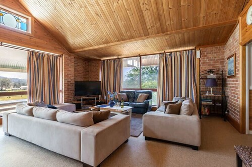 Bluebush Estate - The Chalet