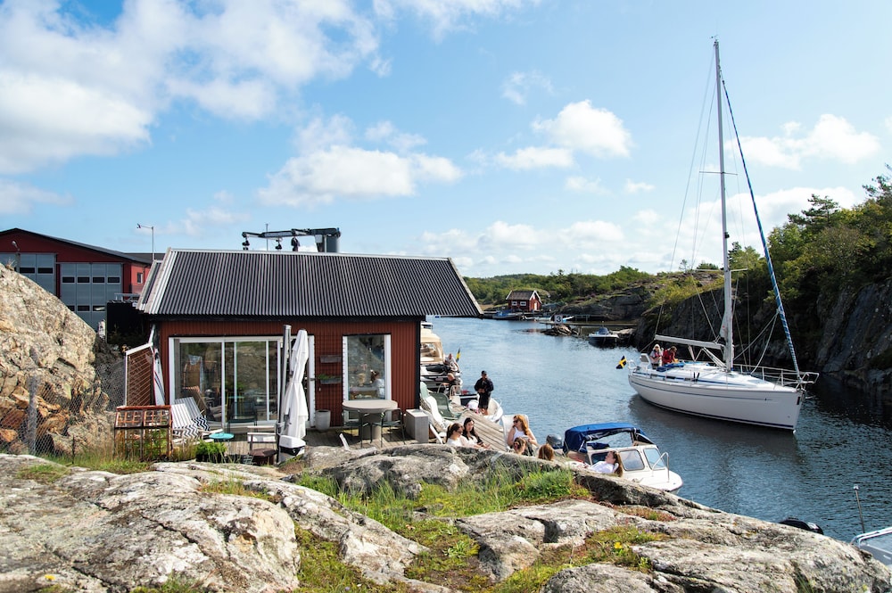 Grundéns Hotell image