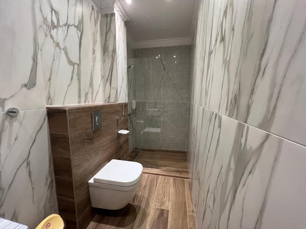 Foto - Hotel Boutique Cathedral Plaza Residences room for rent downtown