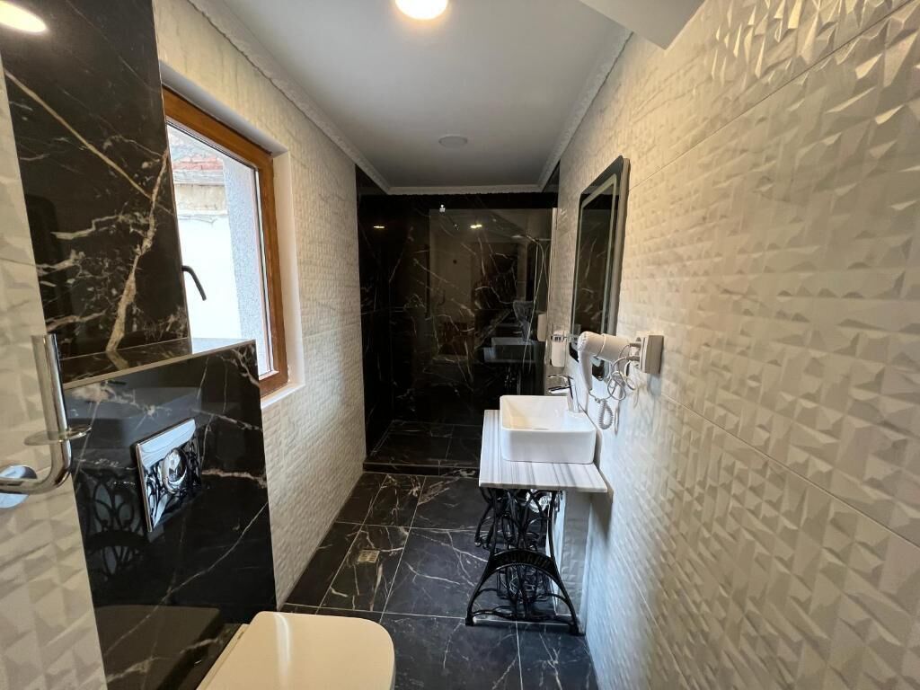 Foto - Hotel Boutique Cathedral Plaza Residences room for rent downtown