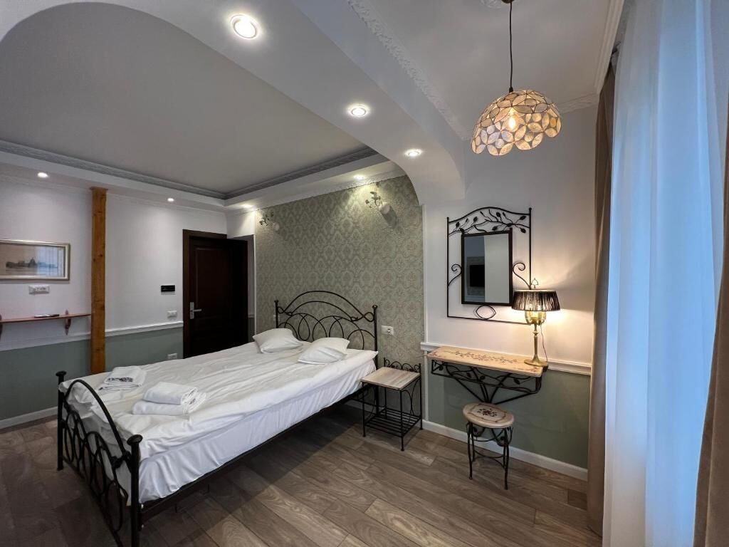 Foto - Hotel Boutique Cathedral Plaza Residences room for rent downtown