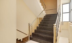 Staircase - Hotel Albie Stay Inn (Chandigarh)