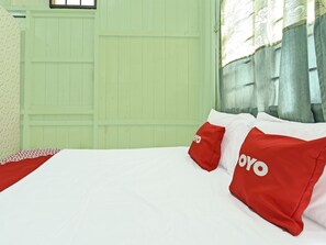 Room, 2 Bedrooms | 2 bedrooms, in-room safe, desk, bed sheets