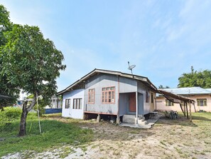 Front of property - OYO Home 90549 Teemoran Budget Homestay (Kuala Terengganu)