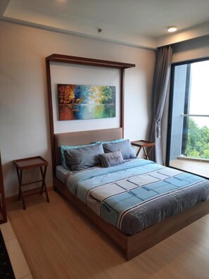 Bed sheets - OYO 90580 Munchkin Timurbay (Kuantan)