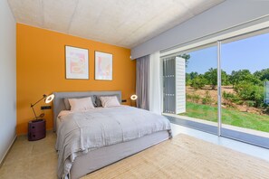 3 bedrooms, Internet