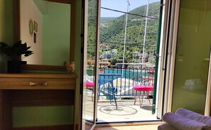 Interior - Fabulous apt. w breakfast near the sea (Lefkada)