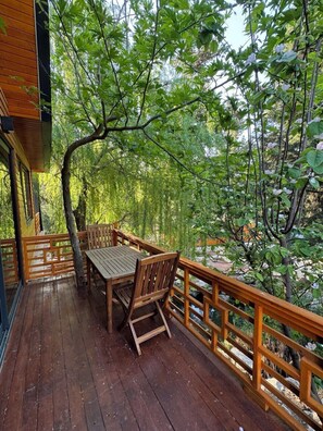 Forest Bungalow in Mountain (3B) | Terrasse/patio