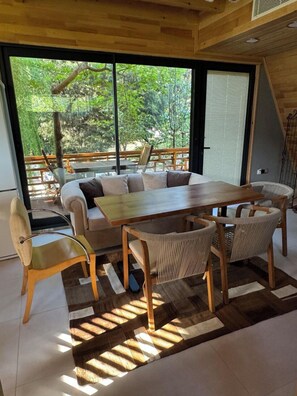 Living area - Trinitys Forest Bungalows (Kemer)