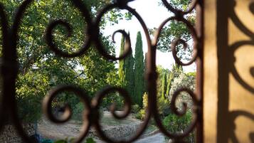 Enceinte de lâhĂ©bergement