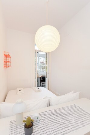 อพาร์ทเมนท์ | 2 ห้องนอน, เตารีด/โต๊ะรีดผ้า, Wi-Fi ฟรี, ผ้าปูที่นอน