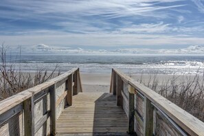Beach nearby - Topsl Turvy, Turtle Cove 209 | Surf City, NC | Community Pool & Beach Access (Surf City)