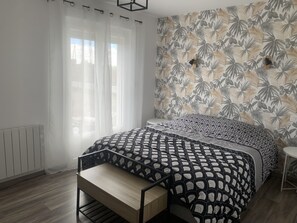 4 chambres, Wi-Fi gratuit, draps fournis