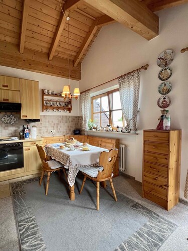 Gemütliche Ferienwohnung im malerischen kleinen Ort im Allgäu. Optimal für zwei!