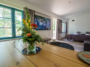 Deluxe Studio | Interior