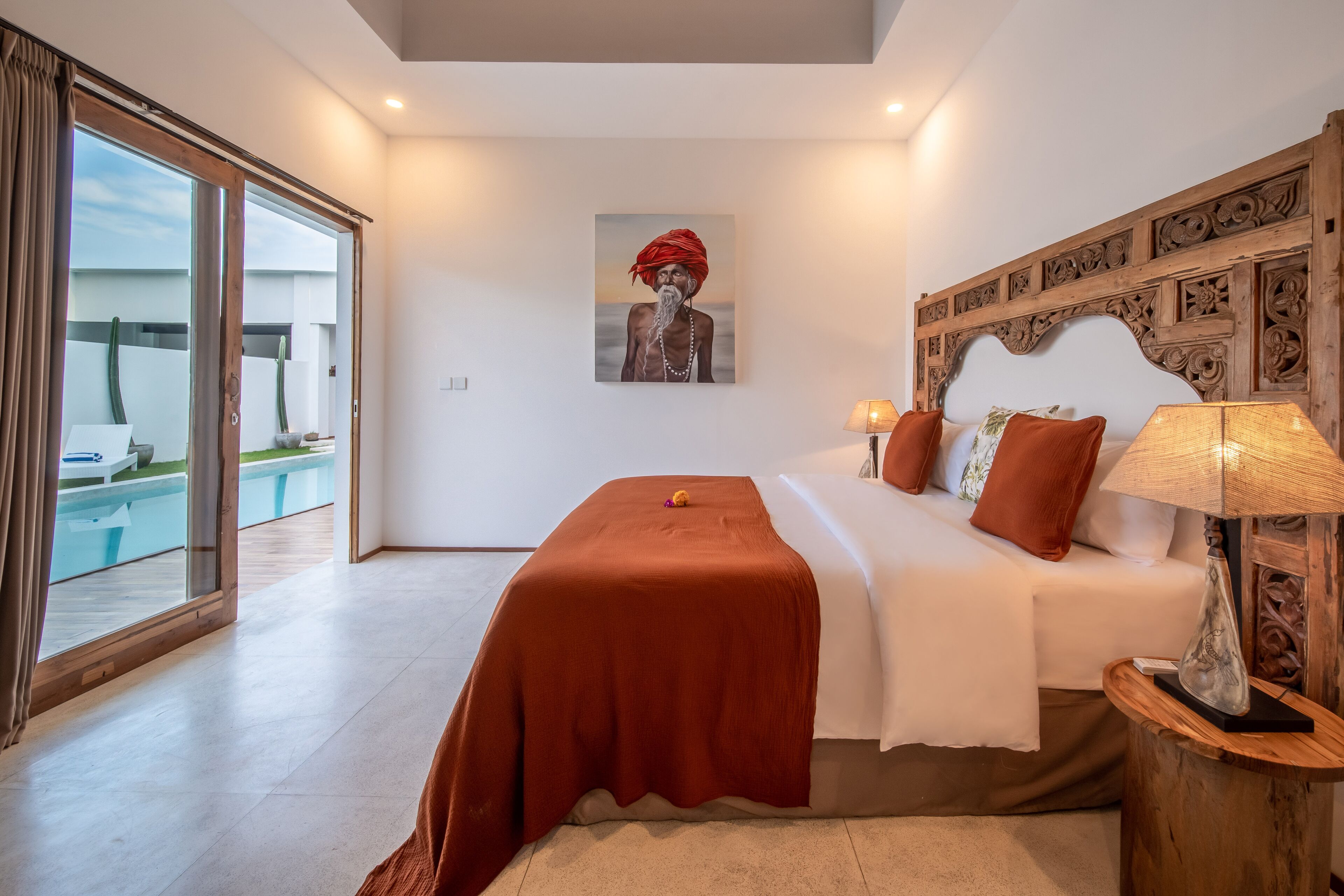 4 bedrooms, in-room safe, desk, WiFi