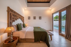 4 bedrooms, in-room safe, desk, WiFi