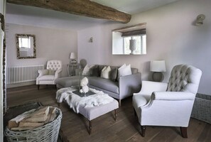 Fireplace - Seal Cottage Sleeps 2 (1 Bedroom) (Sharrington)