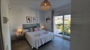 3 Schlafzimmer, Zimmersafe, Bügeleisen/Bügelbrett, Reisekinderbett