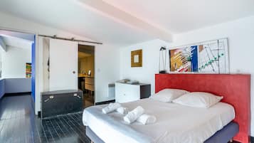 1 slaapkamer, een strijkplank/strijkijzer, gratis wifi