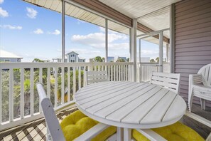 Outdoor dining - Enjoy nothing but “Sweet Dreams” at this beautiful home. (St. George Island)
