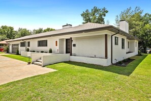 Exterior - The George at 702 - 1 Mile to DT Springdale (Fayetteville)