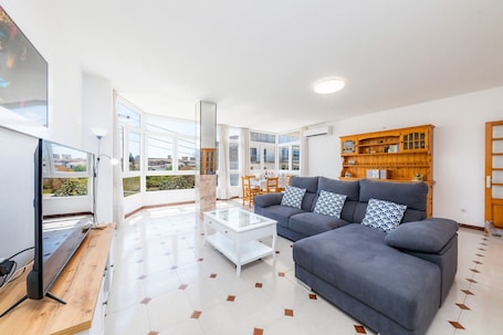 TV, DVD player. Apartment 'Socorro 39-1' with Mountain Views, Balcony and Wi-Fi