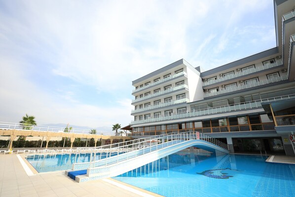 Indoor pool, seasonal outdoor pool